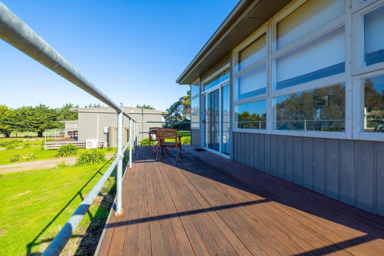 Harmony At Tower Hill Apartment Koroit Luaran gambar