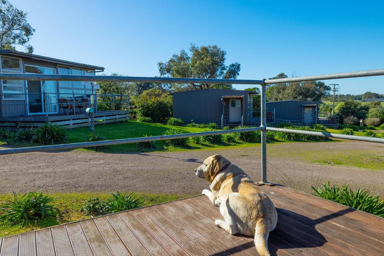 Harmony At Tower Hill Apartment Koroit Luaran gambar