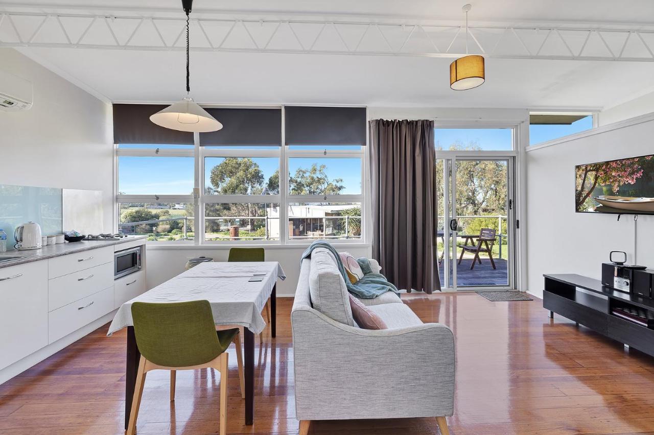 Harmony At Tower Hill Apartment Koroit Luaran gambar