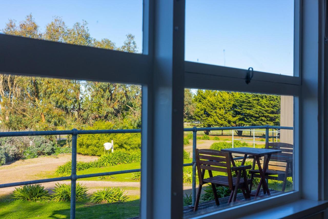 Harmony At Tower Hill Apartment Koroit Luaran gambar